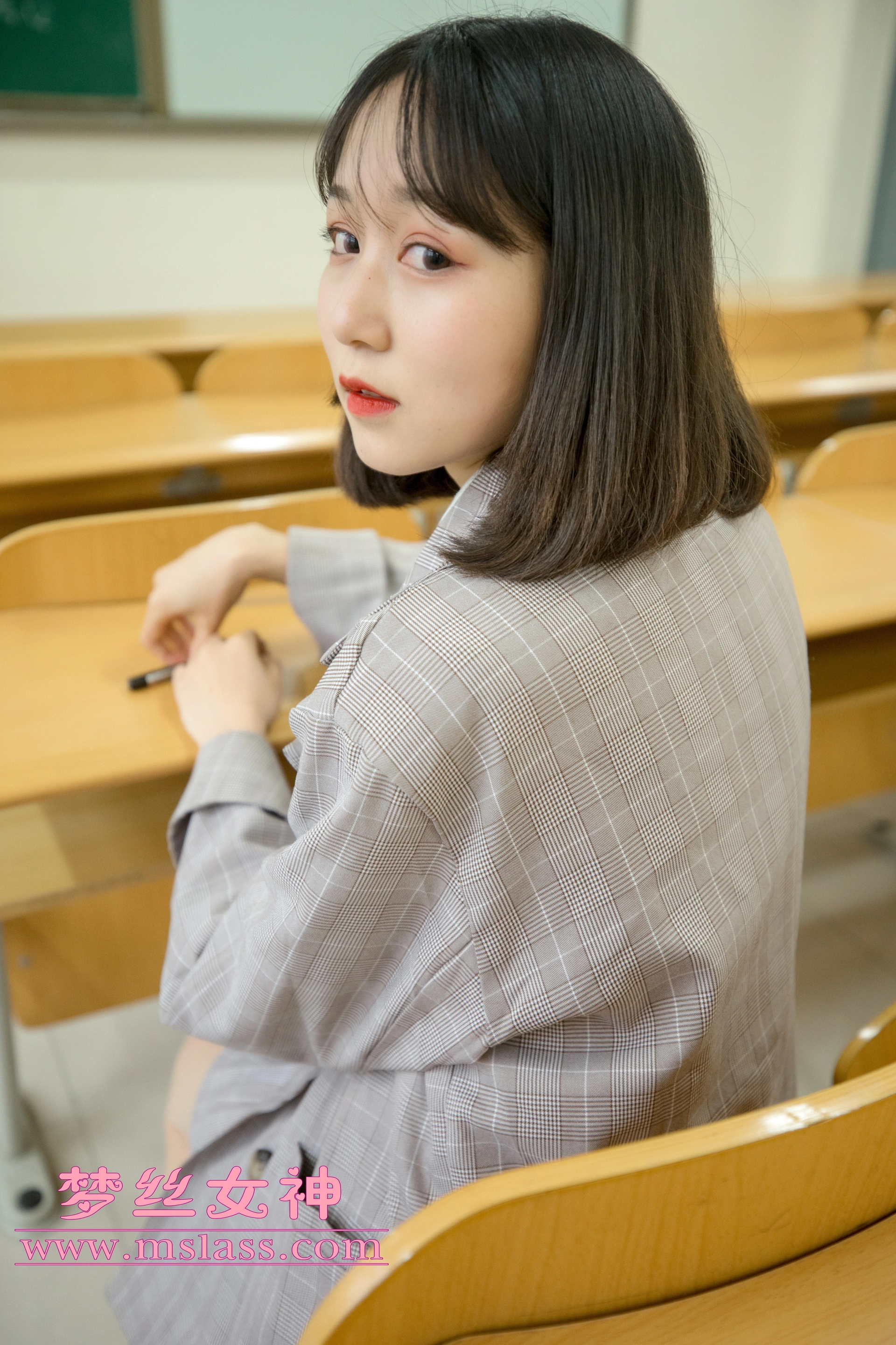 MSLASS梦丝女神 - 2019.05.06 NO.011 刘诺 教室顷语 2