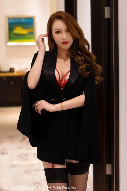 [Xiuren秀人网] 2020.08.21 NO.2472 黑丝吊袜 Egg-尤妮丝Egg - egg尤妮丝